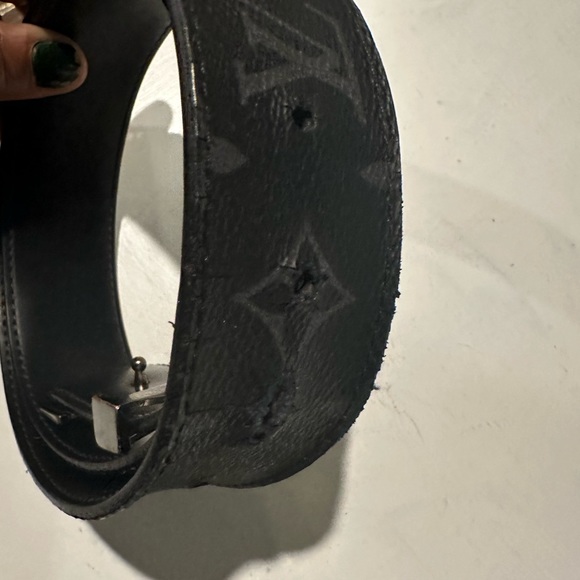 Louis Vuitton Initiales Eclipse 40MM Belt - 85cm/35 inches - Picture 9 of 15